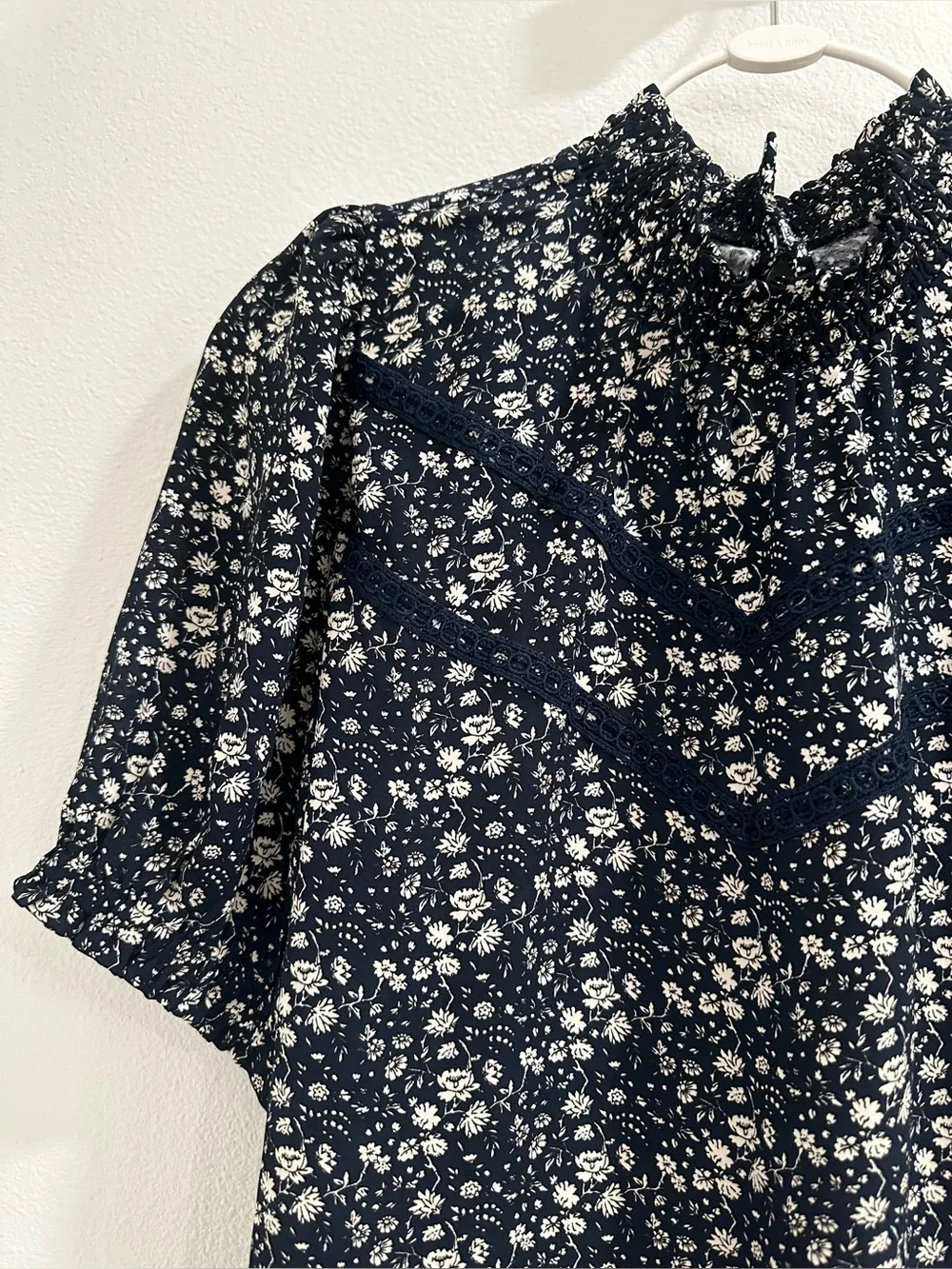 LOFT Floral Puff Sleeve Blouse